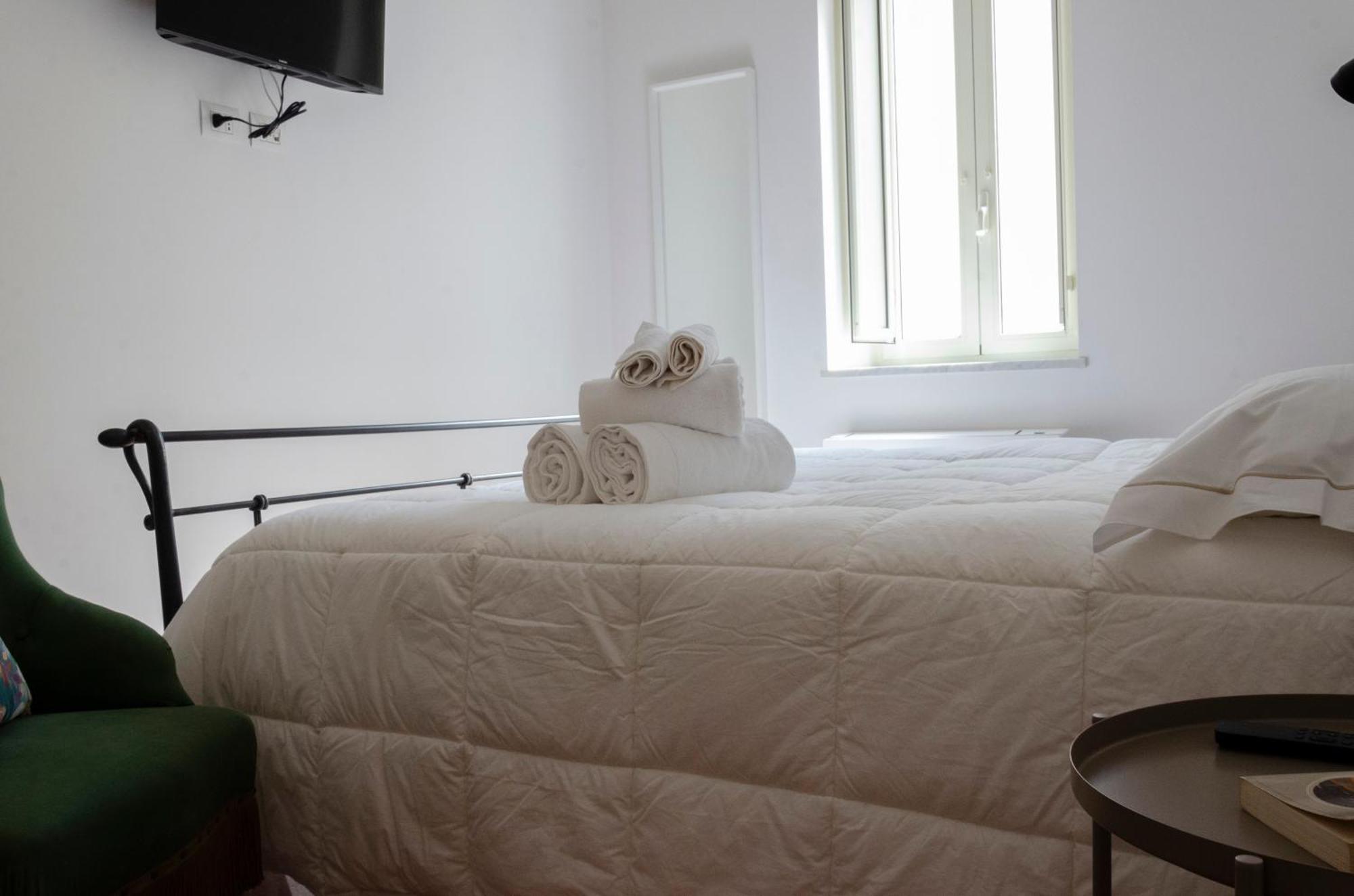 Suite Dante Neapel Exterior foto